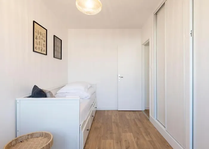 Le Rayonnant Du Placieux Avec Parking Prive 公寓