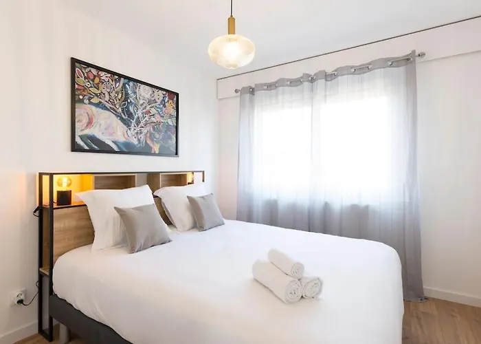 Le Rayonnant Du Placieux Avec Parking Prive 公寓